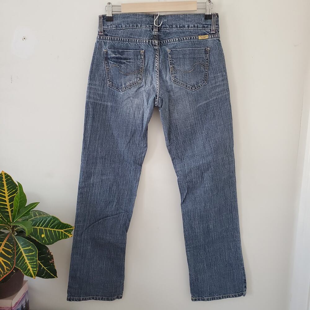 Vintage Levi's 2000s Medium Wash Straight Jeans
